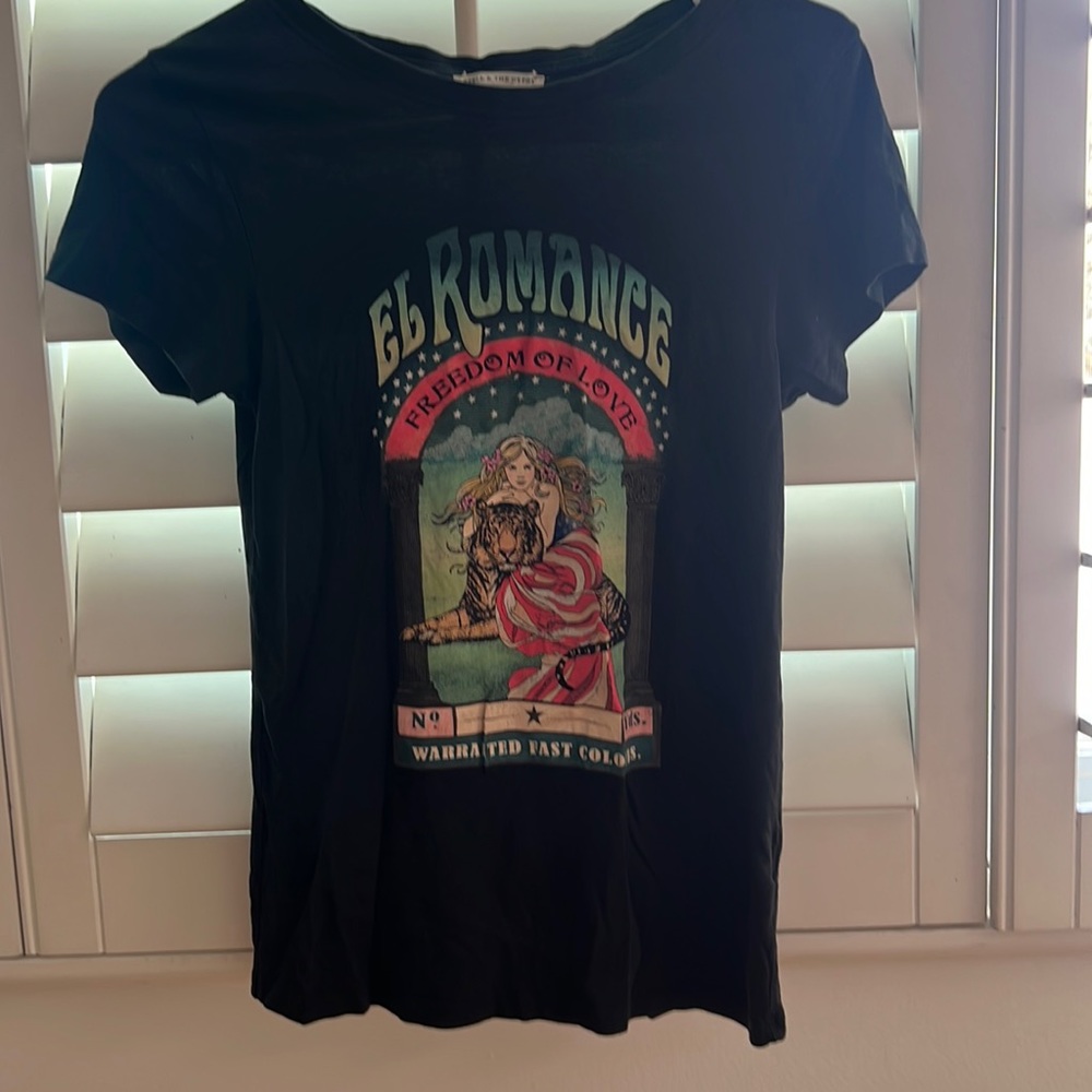 SPELL El romance tee
